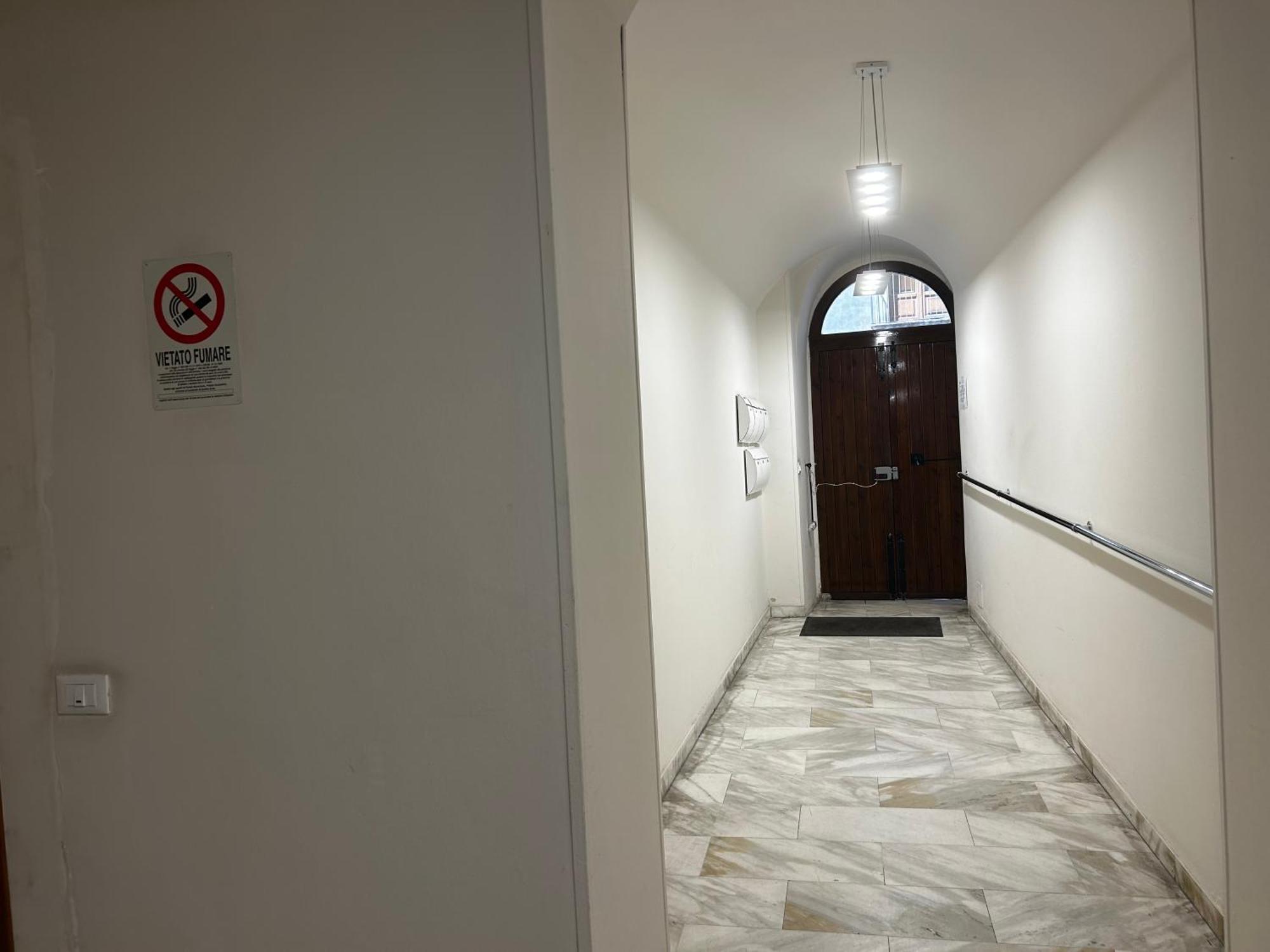 G House 100 Apartment คาตาเนีย ภายนอก รูปภาพ