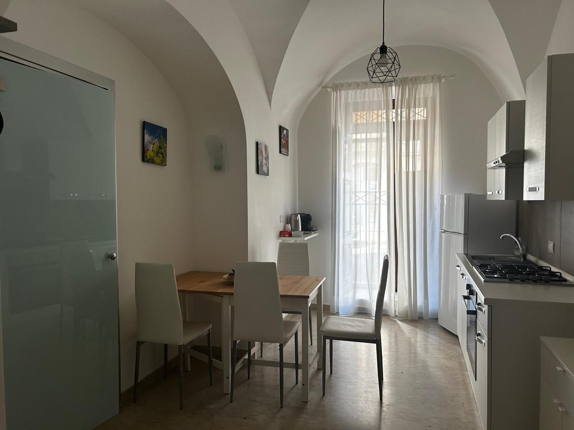 G House 100 Apartment คาตาเนีย ภายนอก รูปภาพ