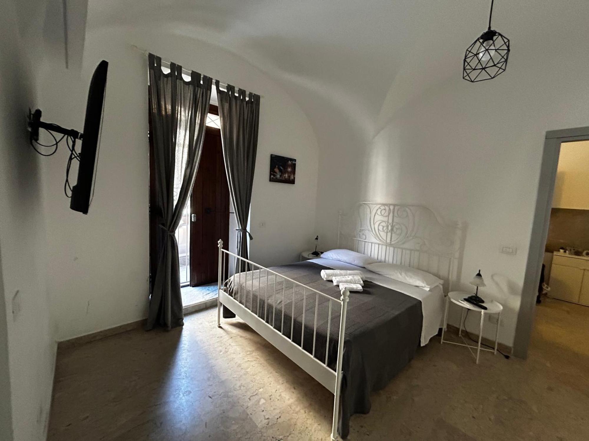 G House 100 Apartment คาตาเนีย ภายนอก รูปภาพ