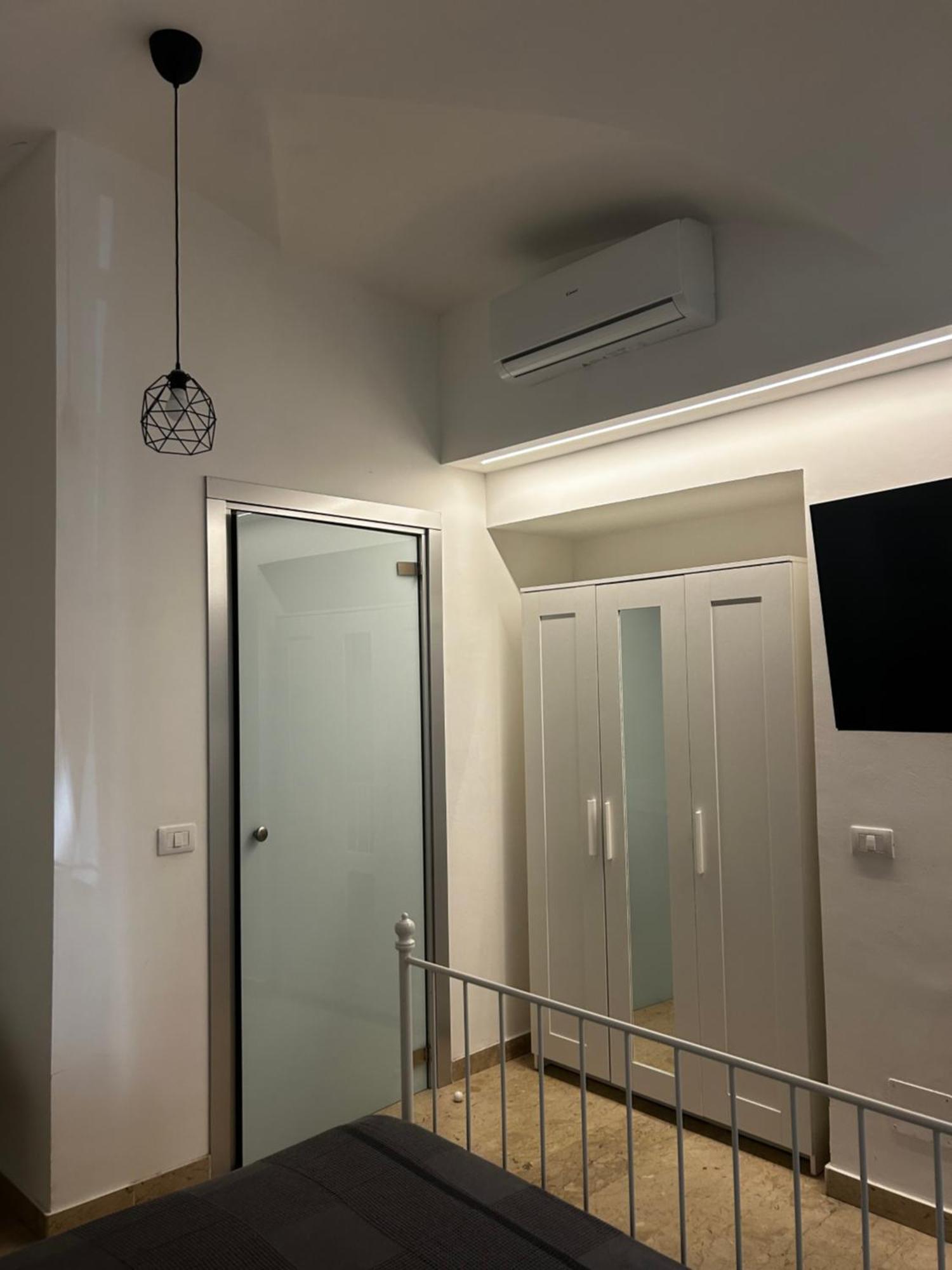 G House 100 Apartment คาตาเนีย ภายนอก รูปภาพ